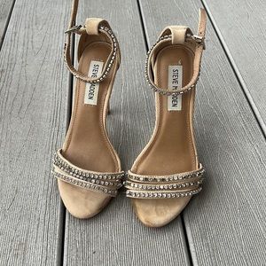 Steve Madden Nude Heels